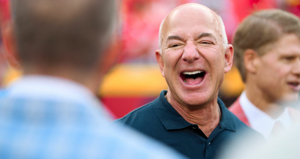 Sean Labar Jeff Bezos Reportedly Now Frontrunner To Buy Washington Commanders ...