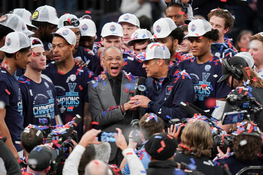 Here's Why Gus Johnson Abruptly Left OklahomaNebraska Game OutKick