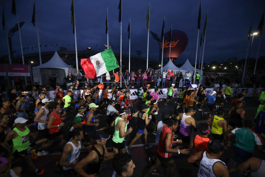 11000 Mexico City Marathon Runners Get Disqualified For Cheating Allegedly Use Cars Outkick 2122