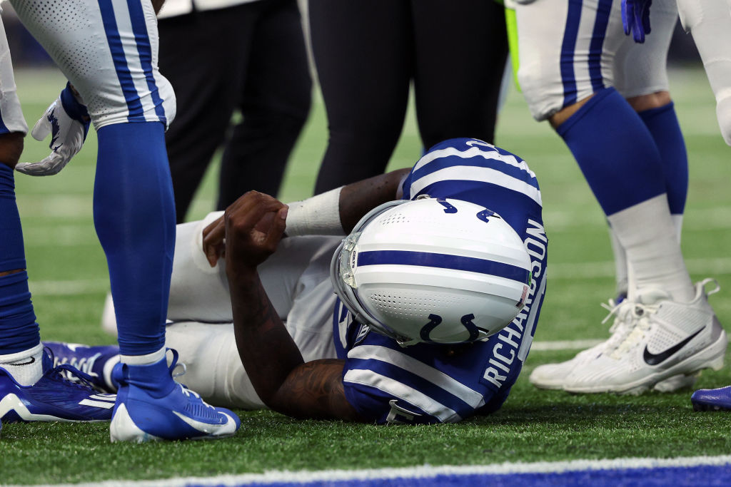 Anthony Richardson Leaves Colts Game Injured For Second Time This Season
