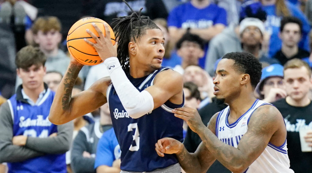 college-basketball-betting-picks-for-sunday-include-pair-of-road