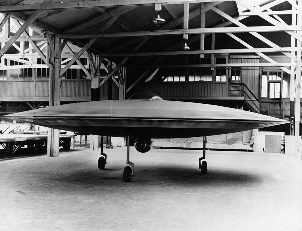 Former Senate Majority Leader Says UFO’s Have Crashed Here And We Have ...