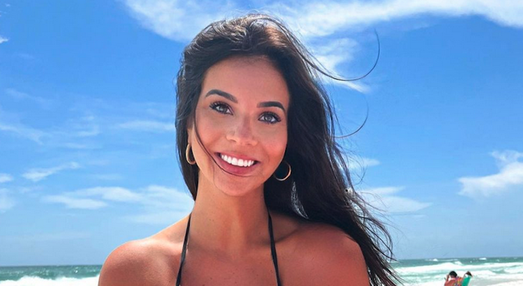 Bama Grad Katrina Pacensa Destroys The Bahamas, March Madness Pho