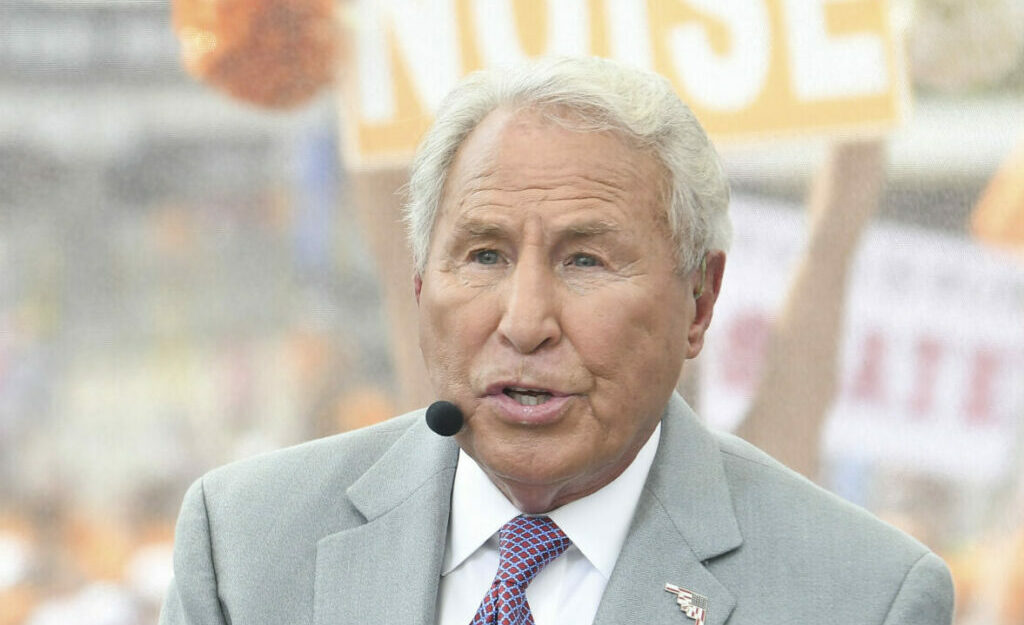 College GameDay Starts Show With Lee Corso Health Update - Outkic