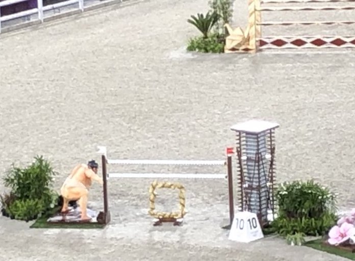 Nightmare Fuel Sumo Statue Is Spooking Olympic Horses, Riders Allege