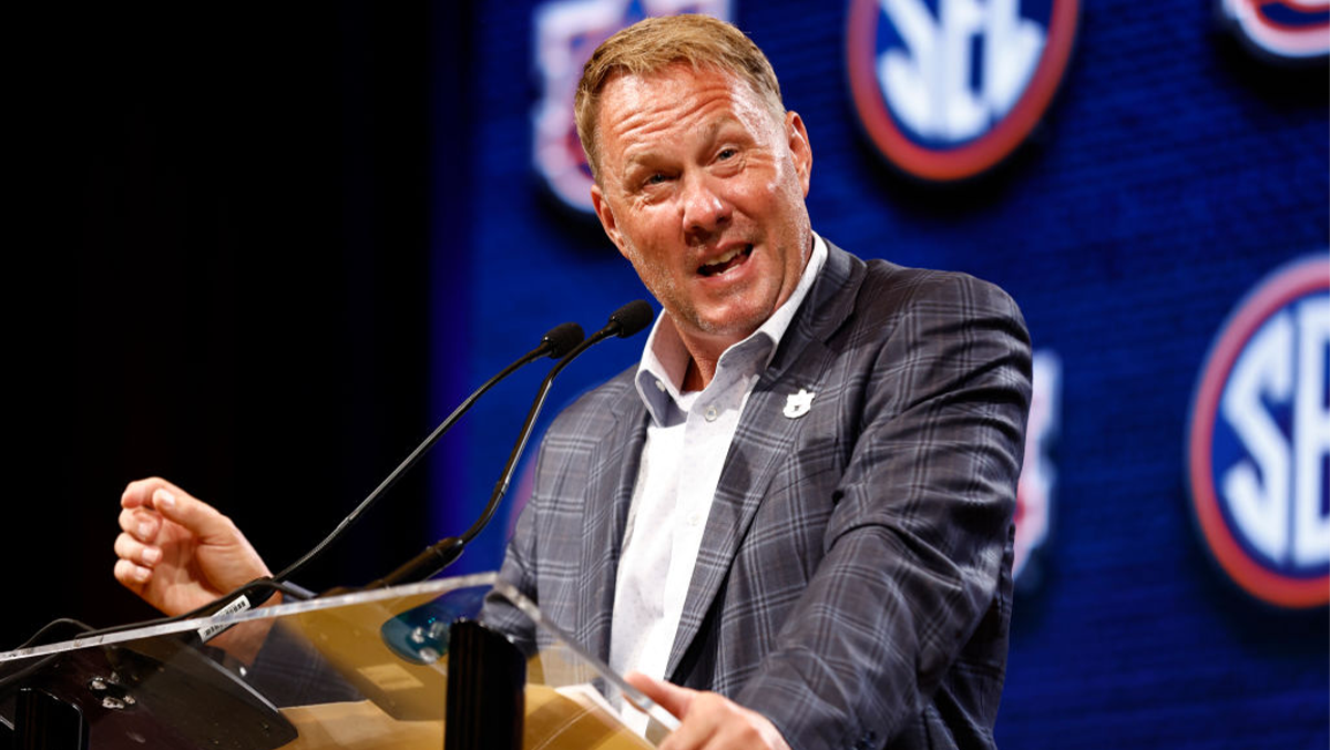 Auburn Coach Hugh Freeze Seeks Public Support From AD Amid SEC Struggles