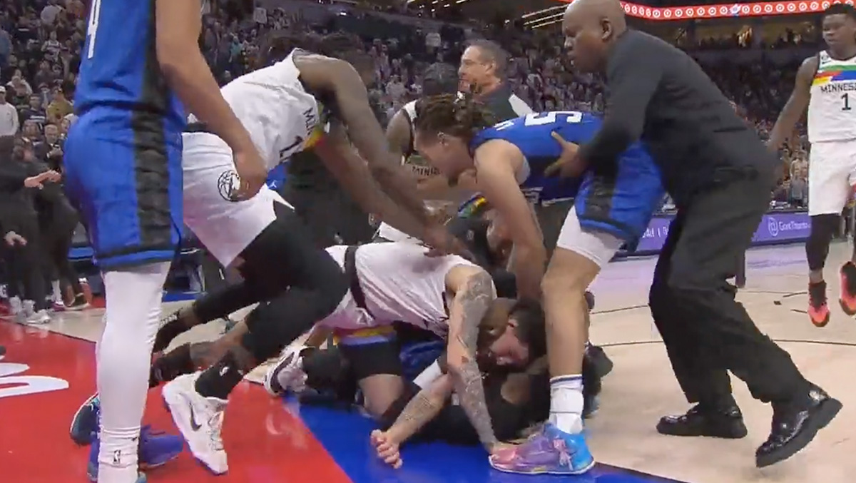 Austin Rivers, Mo Bamba Throw Haymakers During Magic/Wolves Melee OutKick