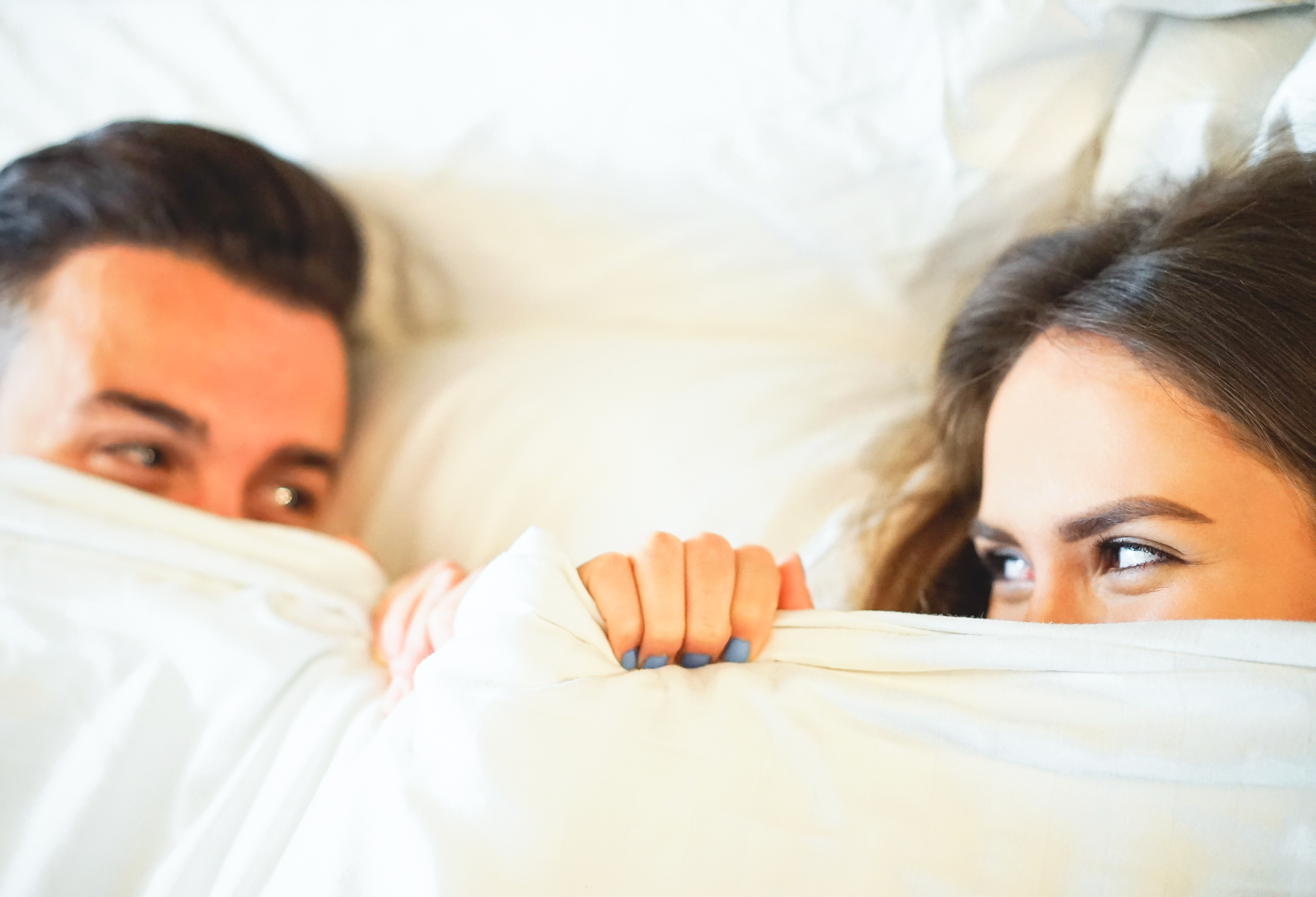 An Unexpected Threesome With Her Boyfriend & Best Friend Goes Wrong ...