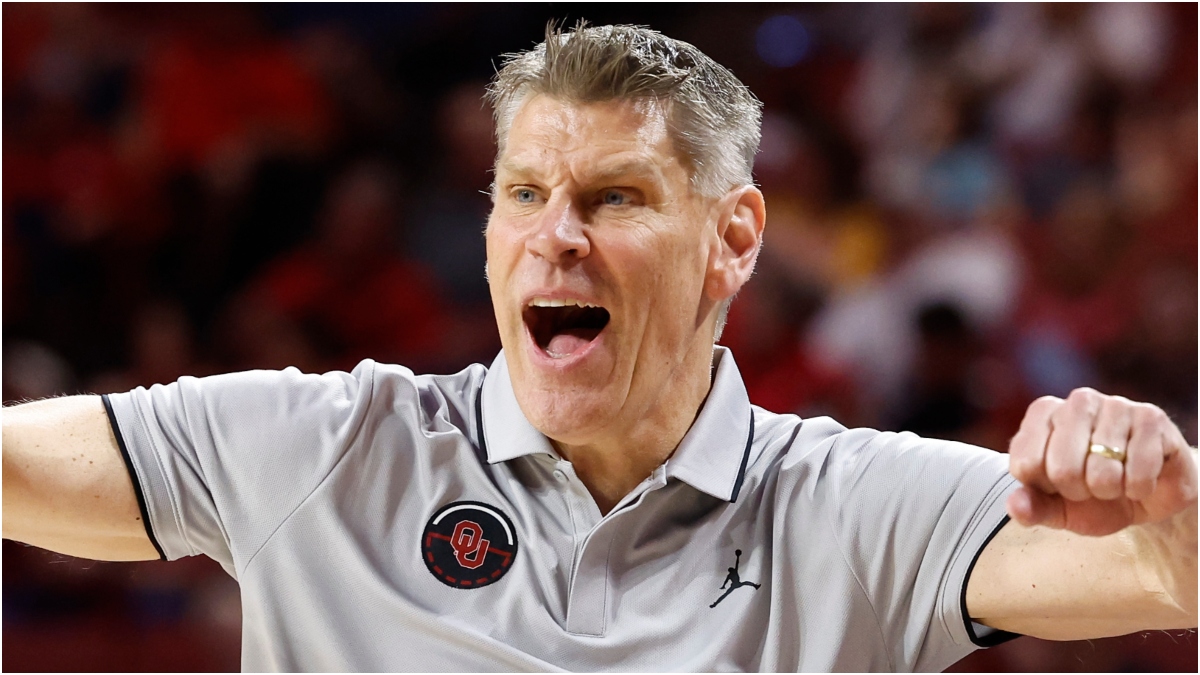 Porter Moser Responds To Speculation He's Leaving Oklahoma
