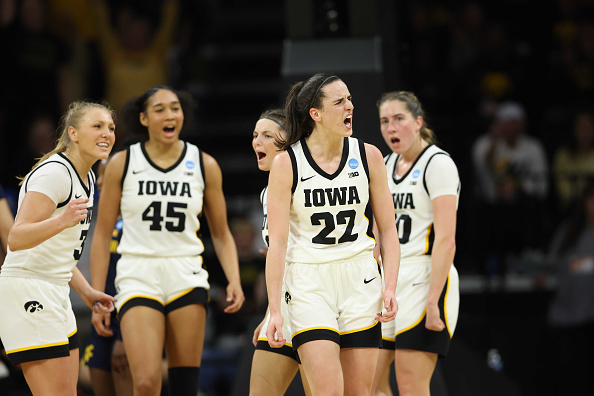 Caitlin Clark Leads Iowa Hawkeyes to Victory in NCAA Women\'s Basketball Tournament