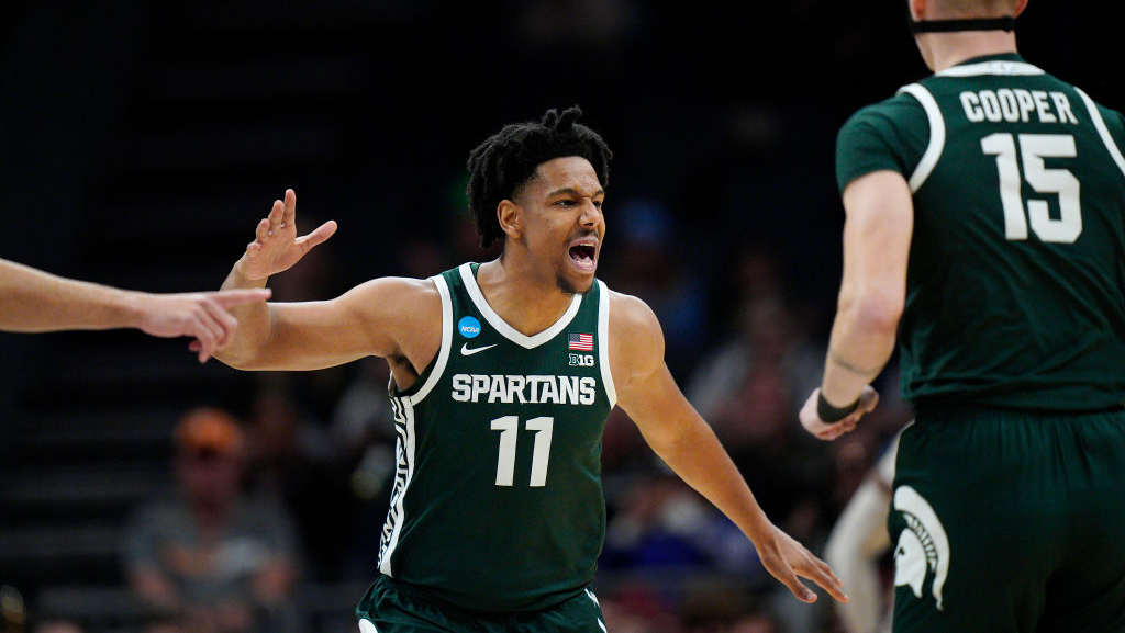 Did Michigan State's AJ Hoggard Start NCAA Tournament With Shorts On ...