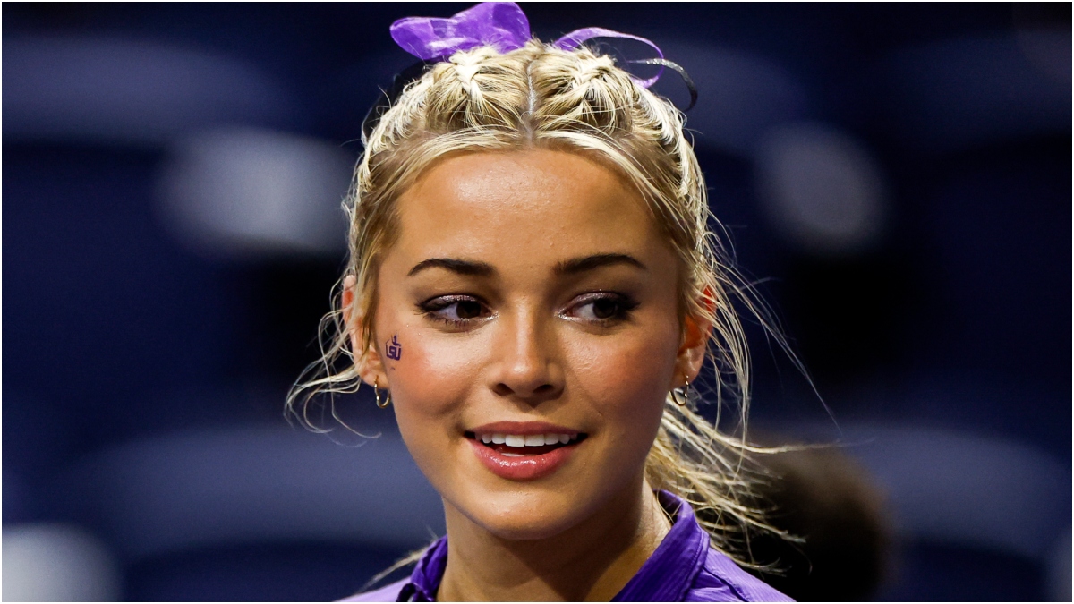 Olivia Dunne Pokes Fun At Herself With Unedited Photo | OutKick