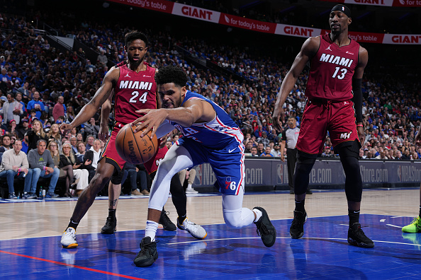 Philadelphia 76ers Make a Comeback to Defeat Miami Heat in NBA Play-In Tournament