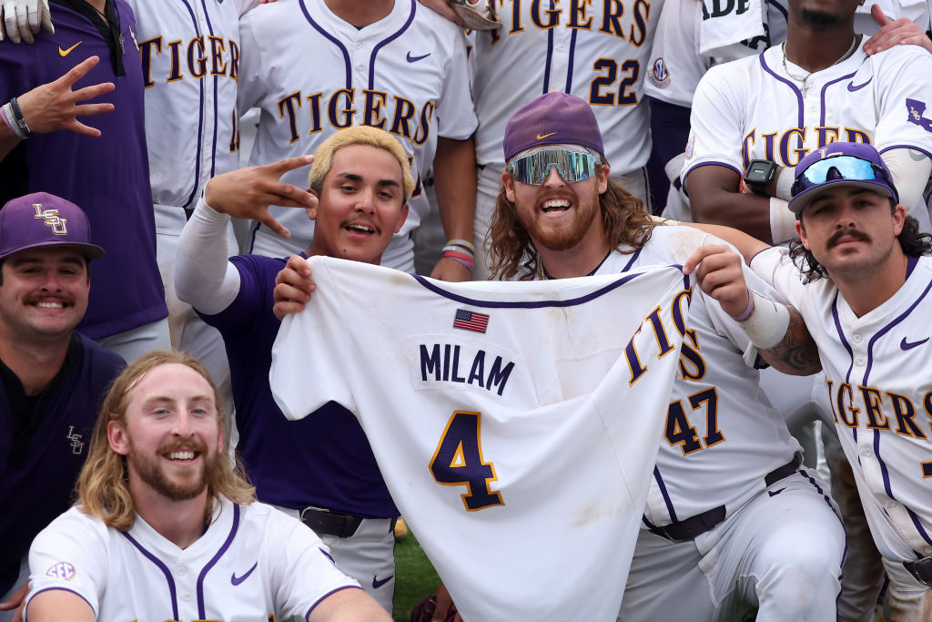 Not Even Weird Catcher's Balk Keeps LSU Out Of SEC Final Vs. No. 1