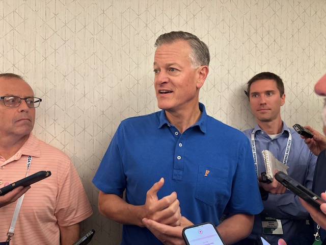 Something Stinks Regarding Florida’s Timeline Of Events With Lane Kiffin