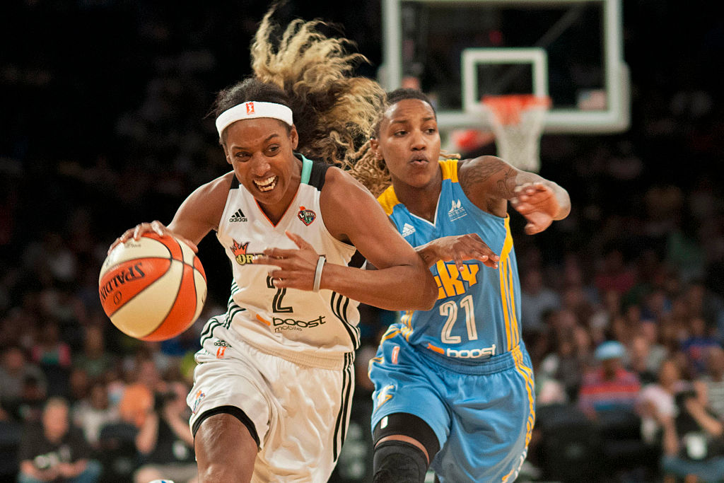 Caitlin Clark Situation Reminds Us Of Past WNBA Stars Bullying Straight  Players | OutKick