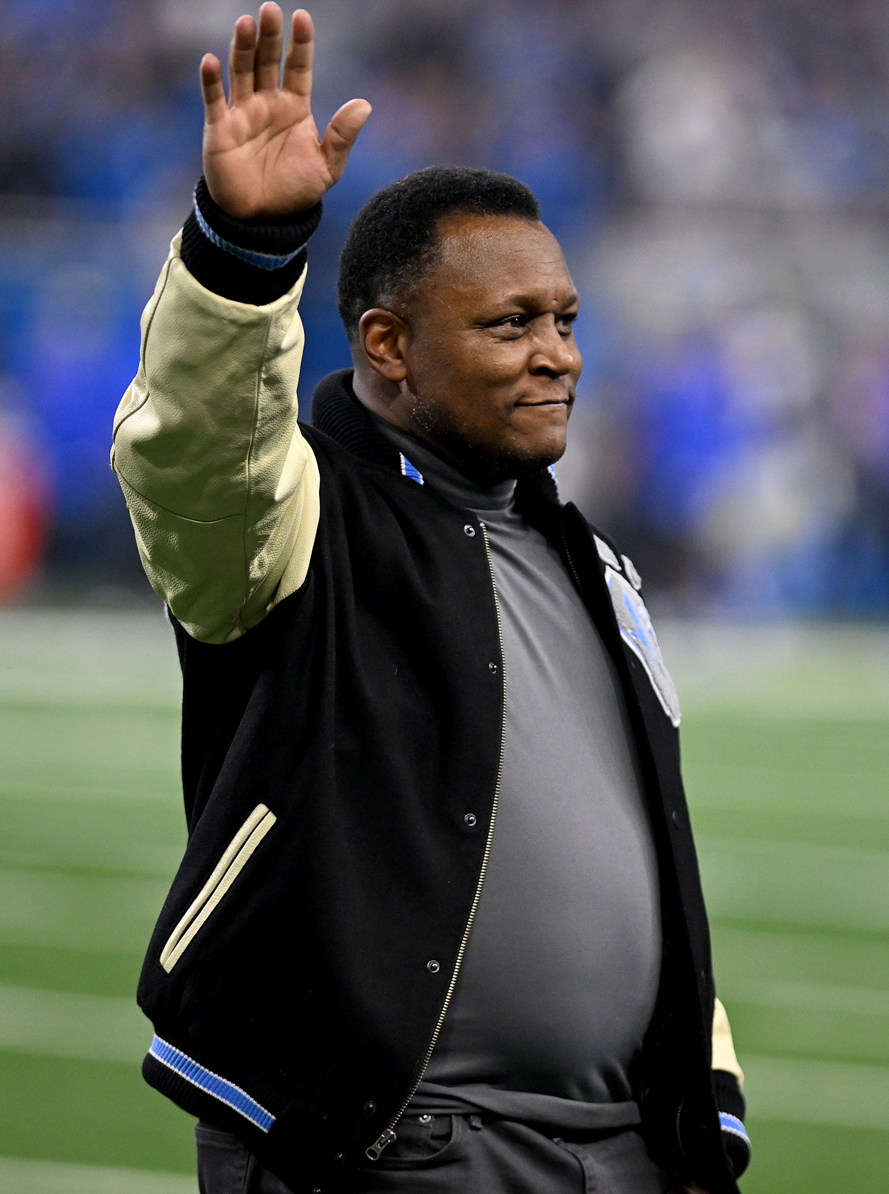 Hall of Famer Barry Sanders to Prioritize Health After Heart Scare