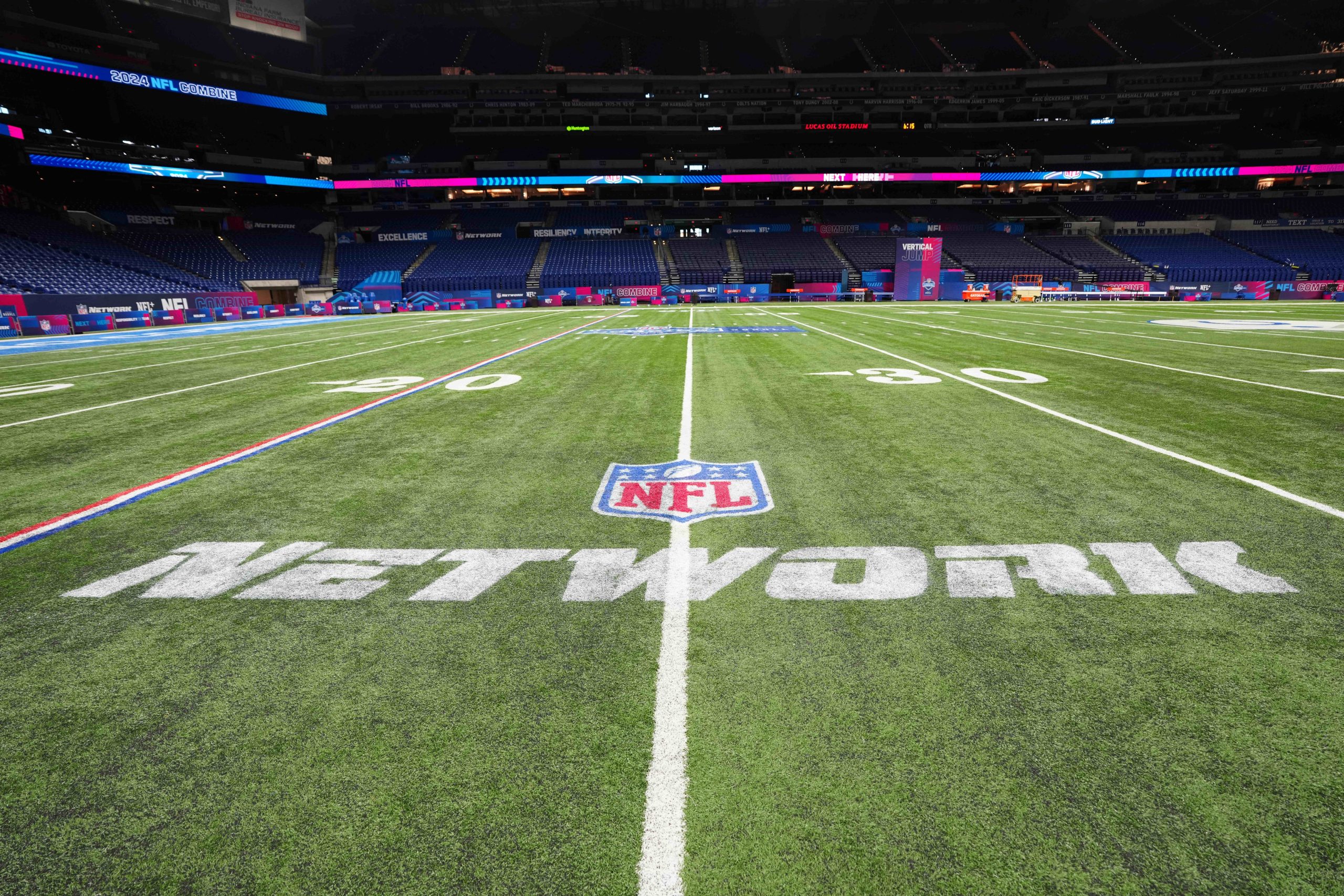 USC WR Makai Lemon Is Getting TORCHED For His NFL Combine 'Stage Presence'