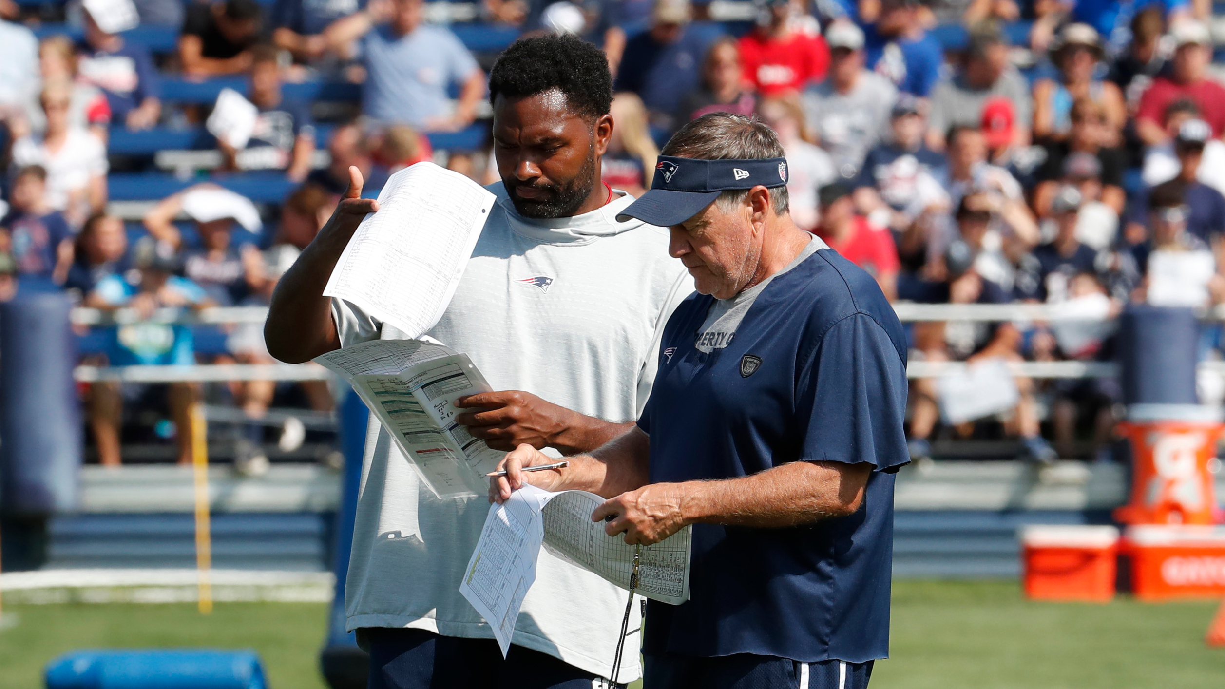 Jerod Mayo Faces Early Challenges as Patriots Coach