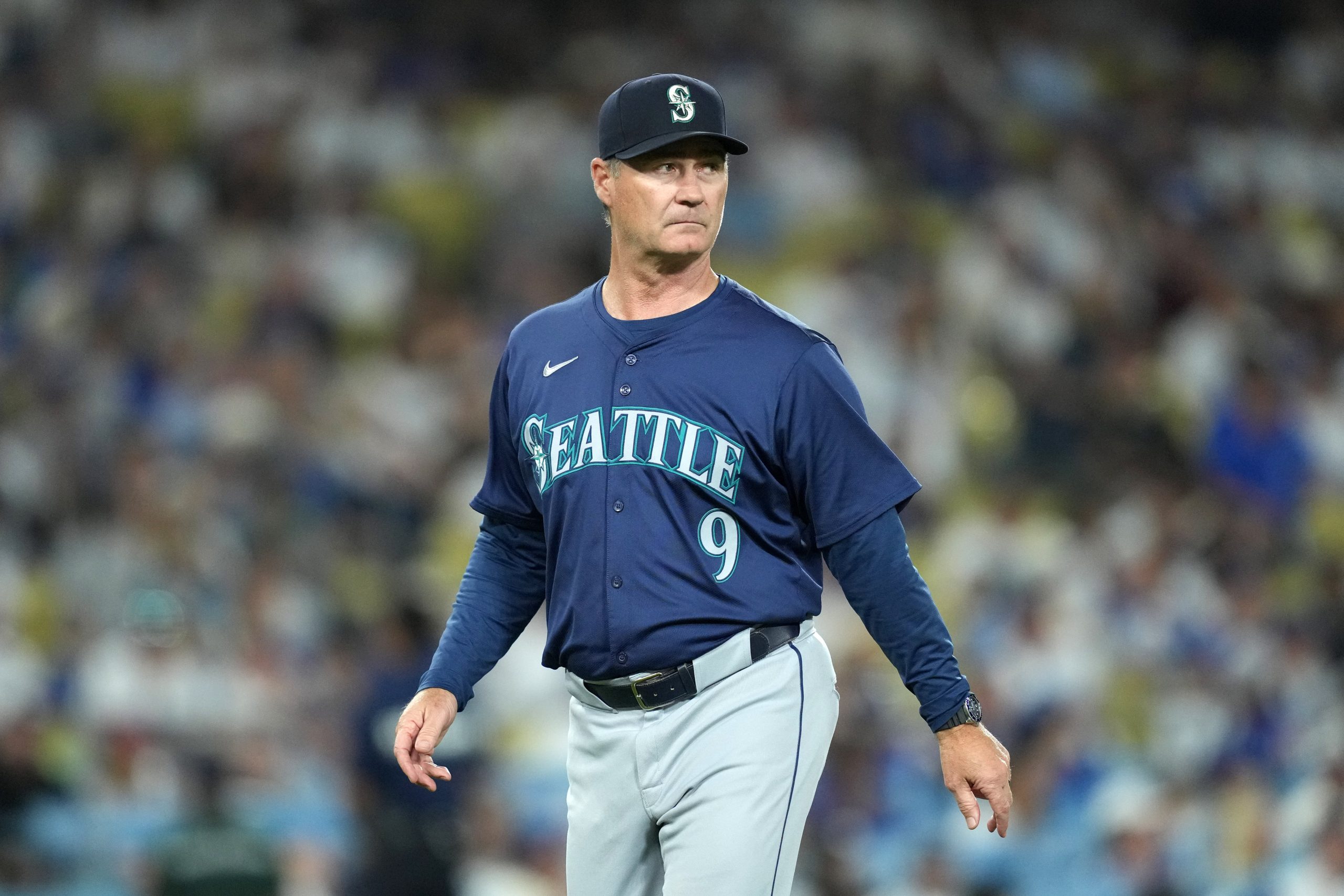 Seattle Mariners fire their manager after epic division collapse