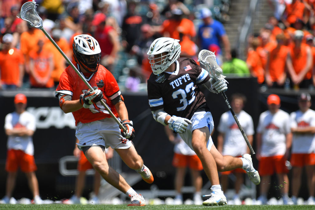 12 Tufts Men's Lacrosse Players Suffer LifeThreatening Muscle