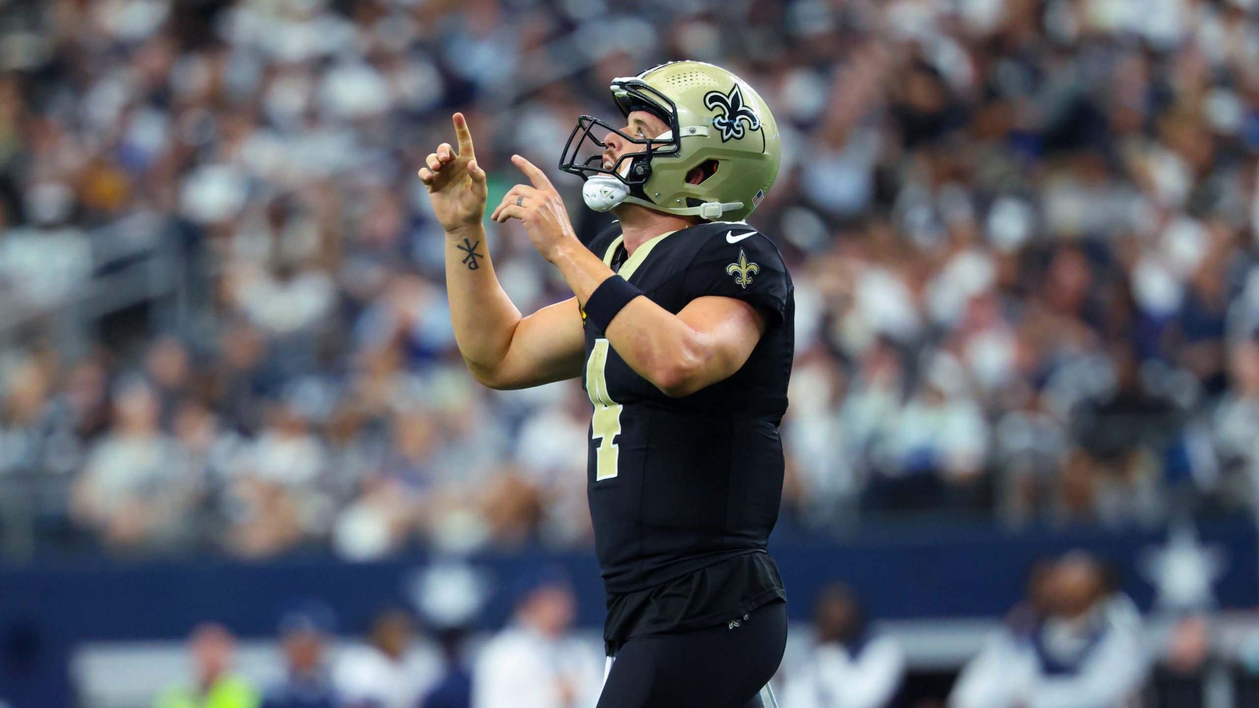 Degenerative Shoulder Injury Forces Derek Carr To Retire From NFL