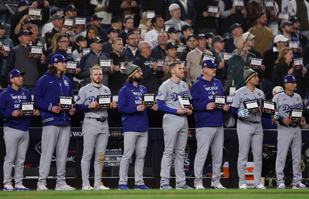 Yankees Fan Heckles Freeman During Cancer Tribute