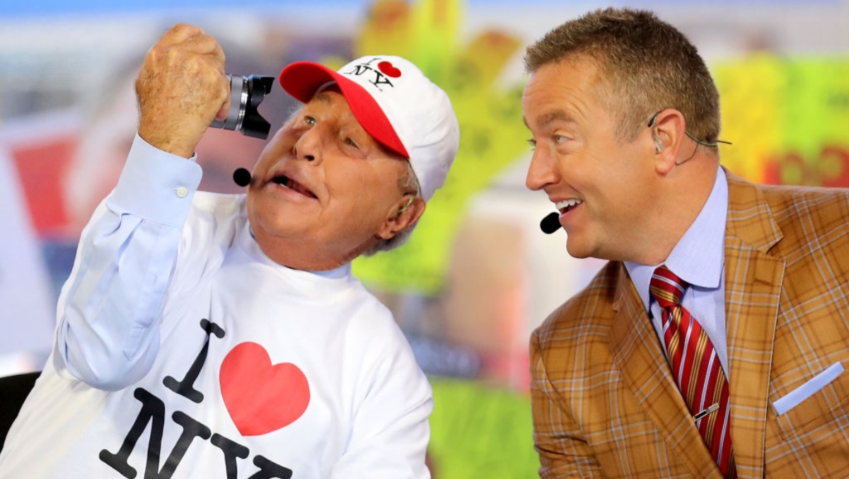 Kirk Herbstreit gives us the Lee Corso update we needed