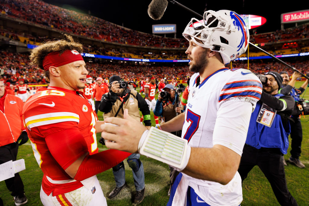 Chiefs, Bills Set for Key AFC Showdown