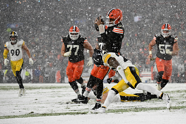 NFL Fans React to Snowy ‘Thursday Night Football’ Showdown Between Browns, Steelers