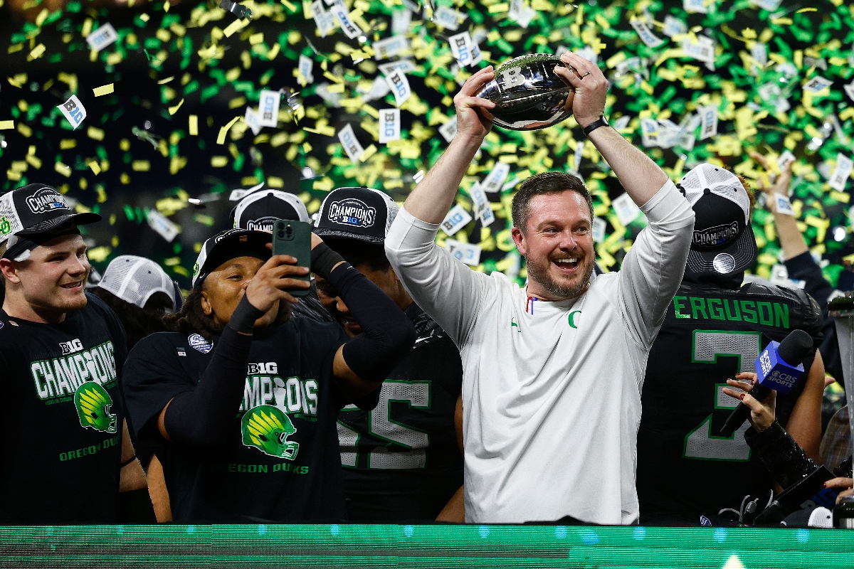 “Oregon Head Coach Calls for Rethink on College Football Playoff System”