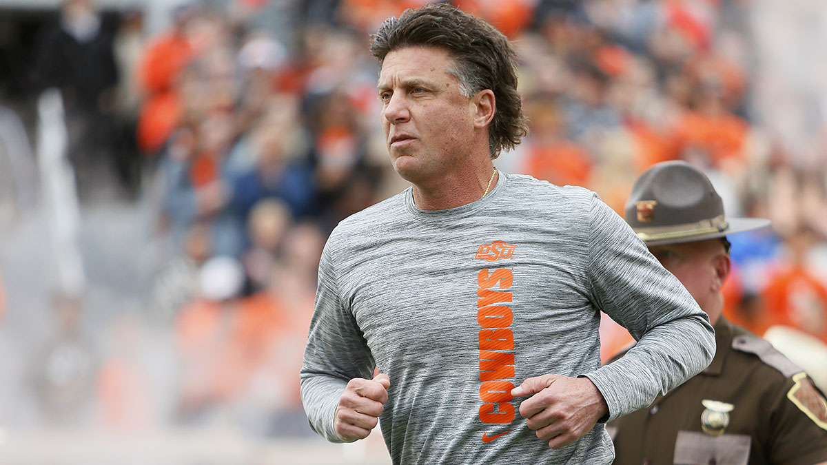 Oklahoma St., Mike Gundy Are Fighting Over Restructured Contract; It