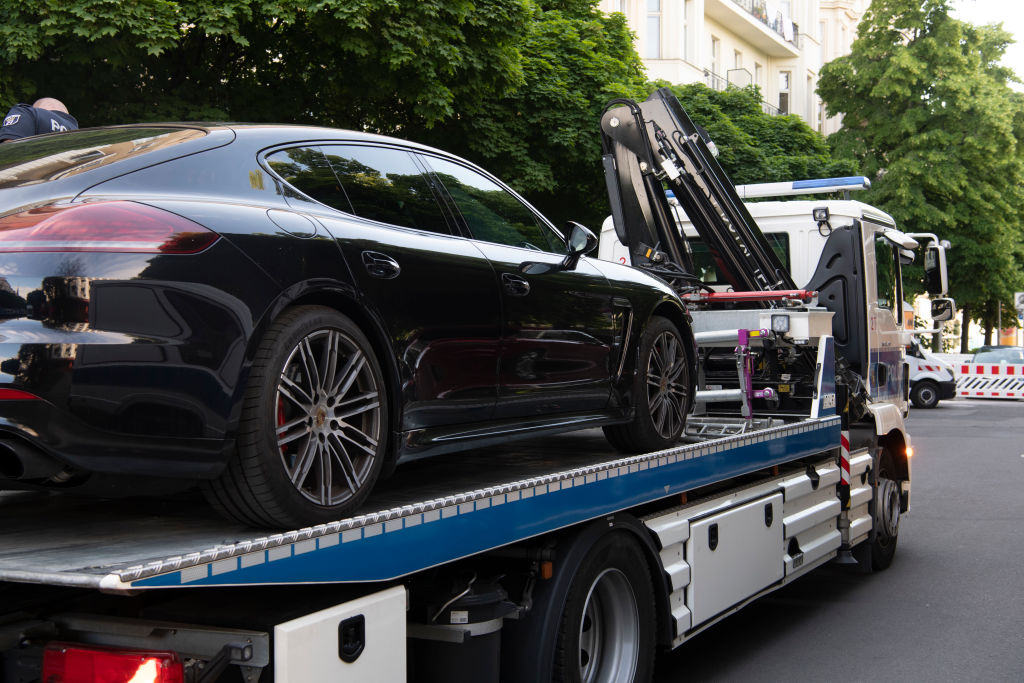 Frozen Porsche Found At Golf Course After Intense New Year’s Day Flood