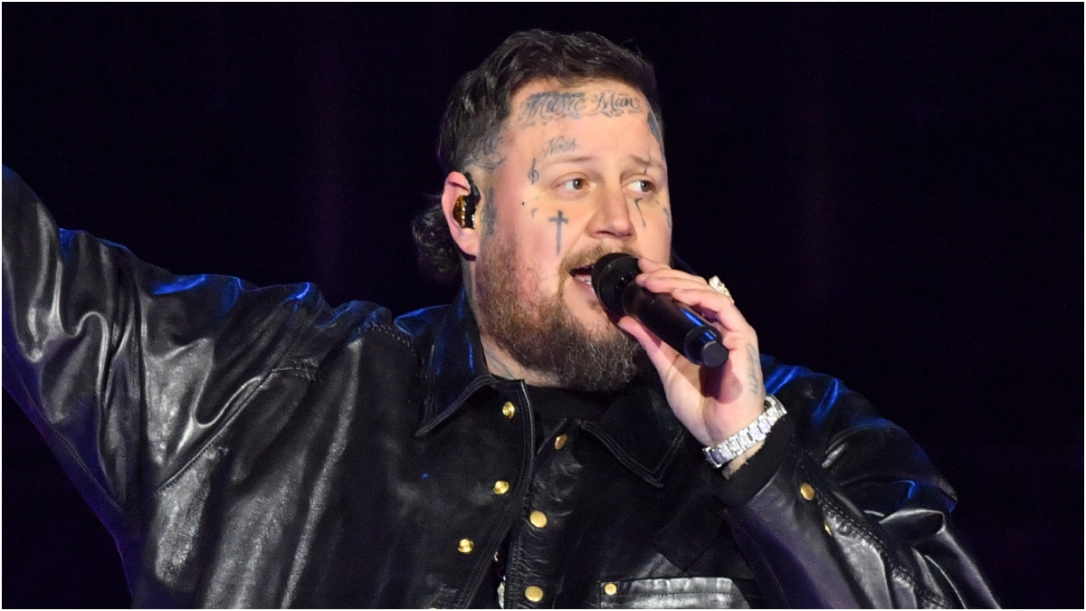 Weed Lovers Will Appreciate The Reasoning Behind Jelly Roll's Michigan Pick On GameDay