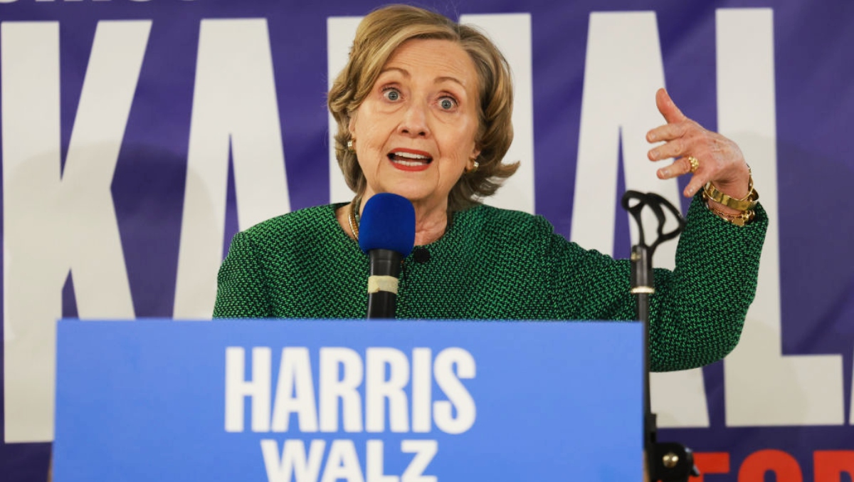 Hilary Clinton Calls Mass Migration 'Destabilizing,' Doesn't Get Called Far-Right Nazi