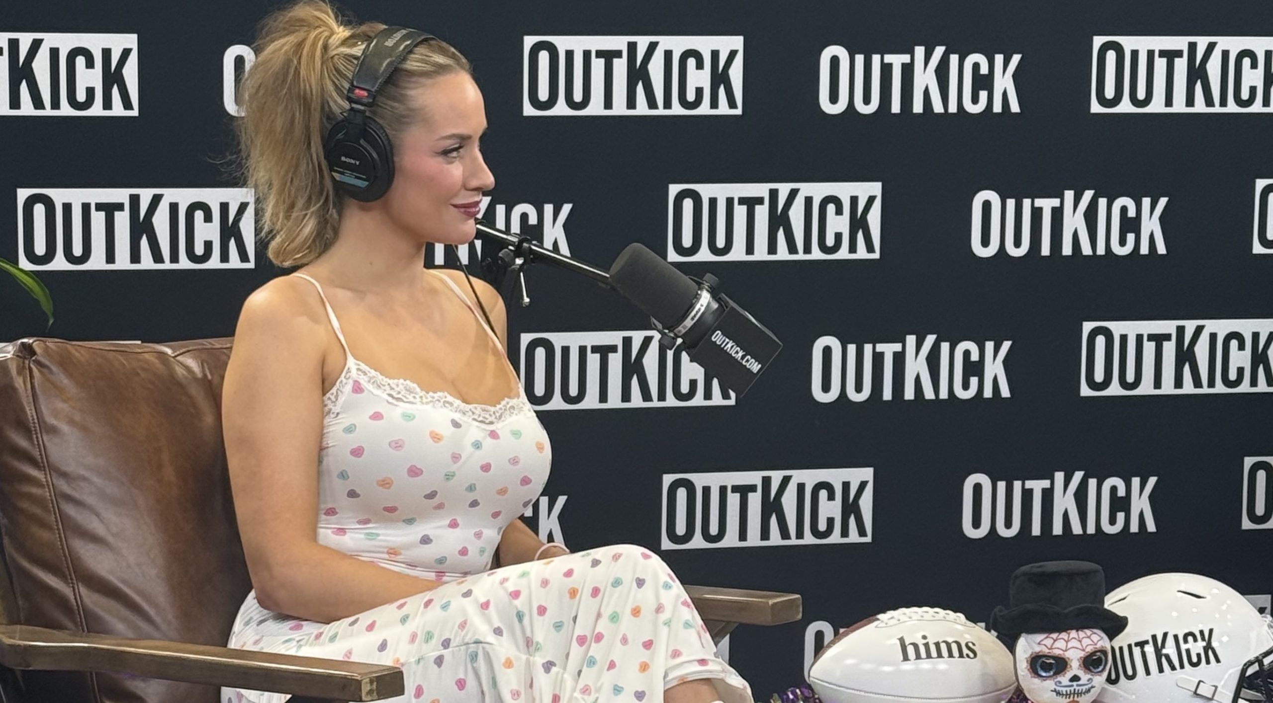 Paige Spiranac Sends A Clear Signal To Golf Influencers That She's Still On Top