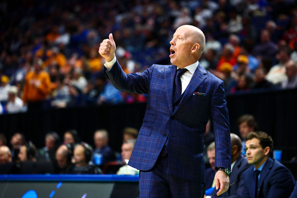 Mick Cronin criticizes Allegiant Airlines after NCAA Tournament exit