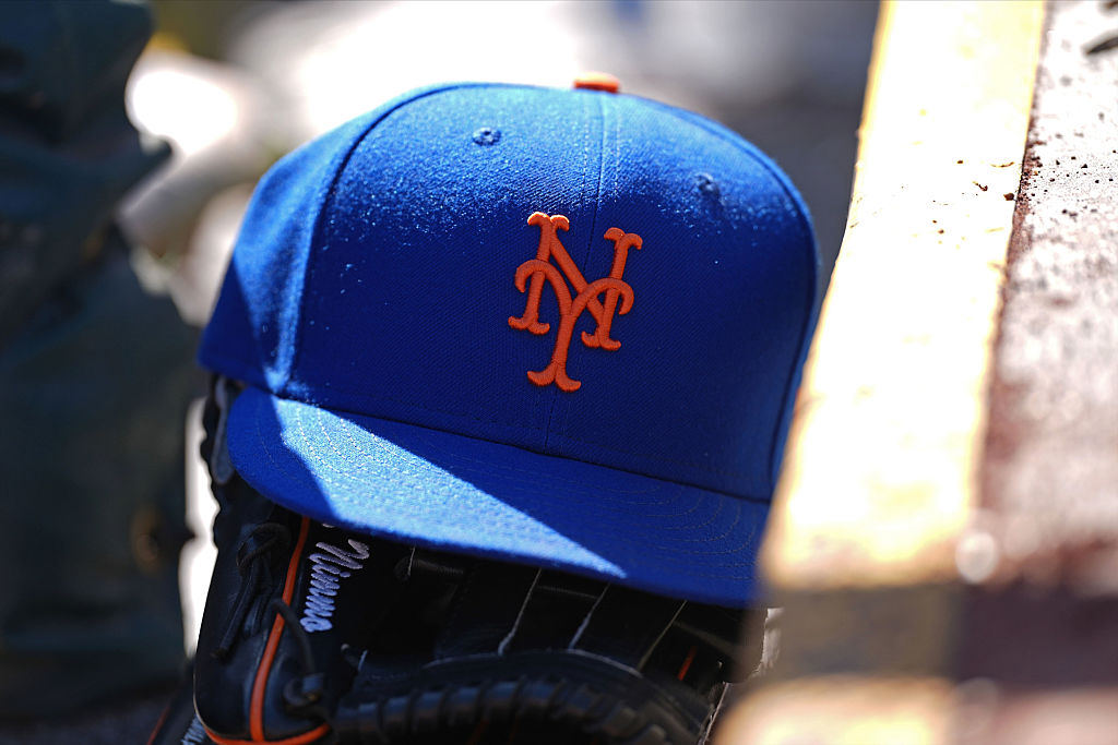 Tributes Pour In For Legendary Mets Fan Seymour Weiner