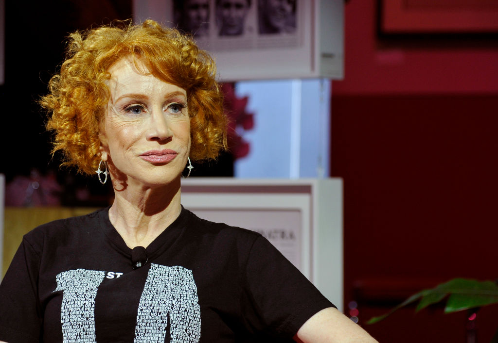 Crazy Kathy Griffin Scares The Hell Out Of The Internet With Her New Pale Look