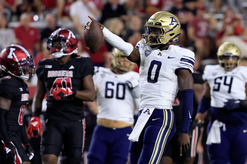 Akron Is Ineligible For Postseason Bowl Game Due To Academic Reasons, Barring An Appeal. First Team Since 2017