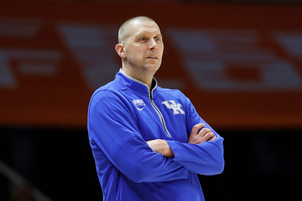 Kentucky Basketball Rallies Around Tornado Victims, As Mark Pope Skips Recruiting Event To Help Clean Up