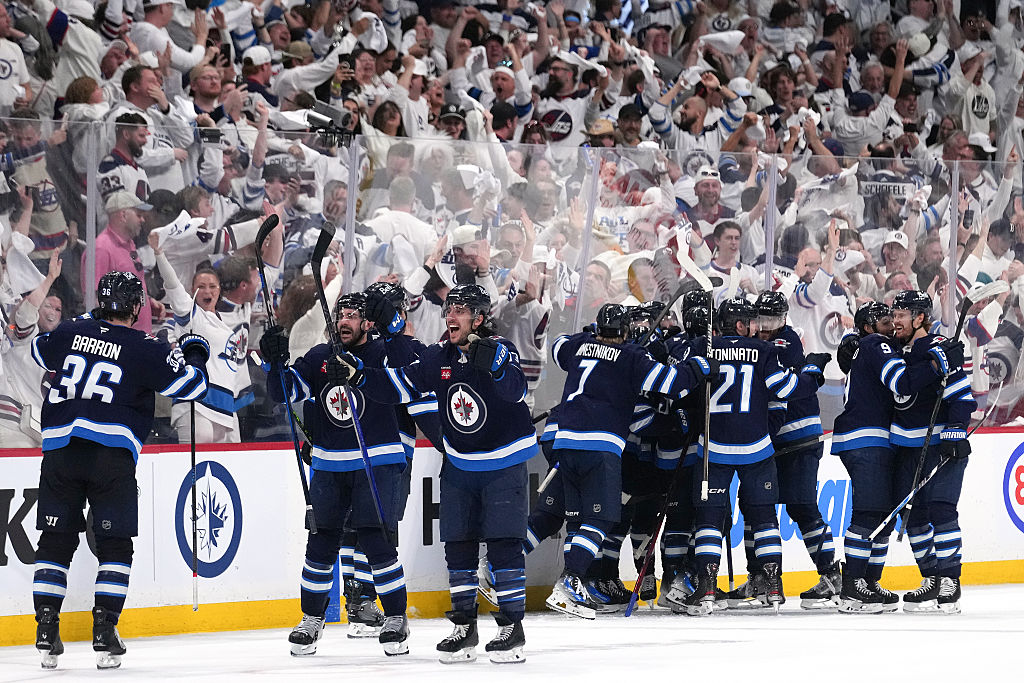 Jets Win Game 7, Advance to Playoffs Against Stars