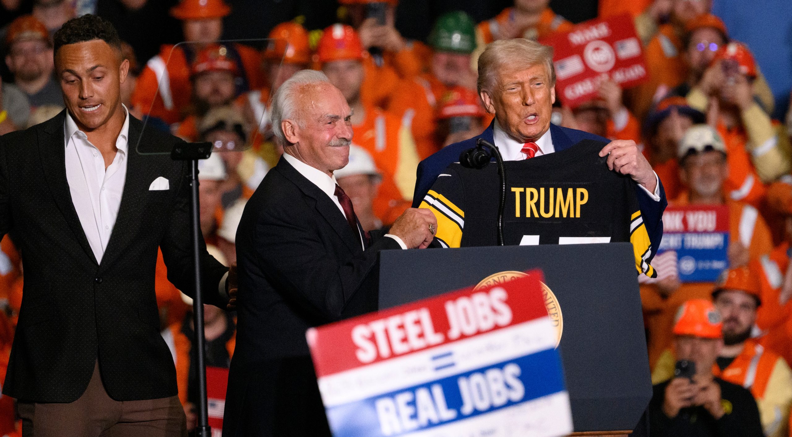 Donald Trump Has A Feeling QB Mason Rudolph Is 'Gonna To Be The Guy' In Pittsburgh