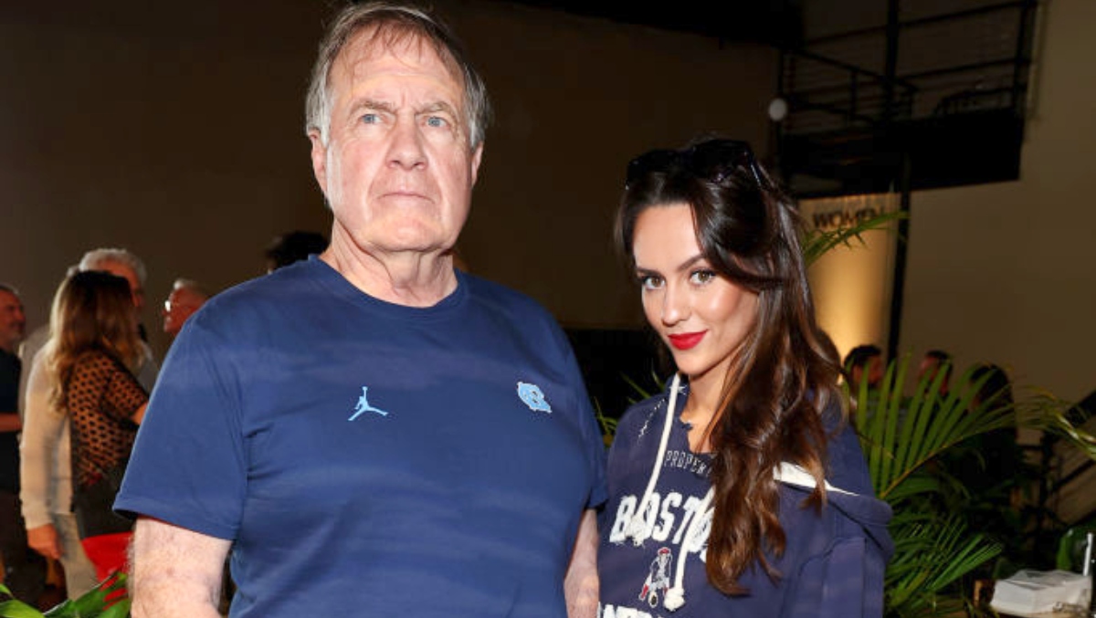 Jordon Hudson Reduces Bill Belichick To A Puddle Of Sweat By Wearing A Vintage 1960s Swimsuit