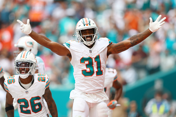 Former Miami Dolphins RB Raheem Mostert Mocks Organization's Treatment of Players: 'Treated Like S**t!'