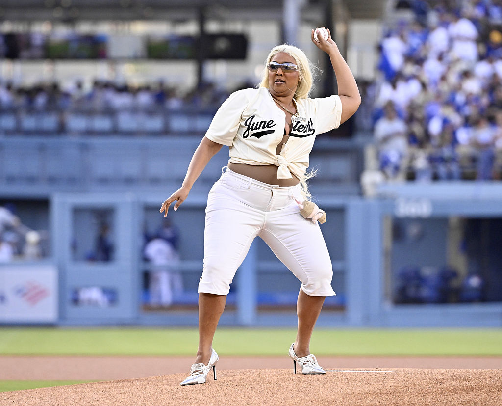 I Just Watched Lizzo's Bizarre First Pitch So Now You Have To Too