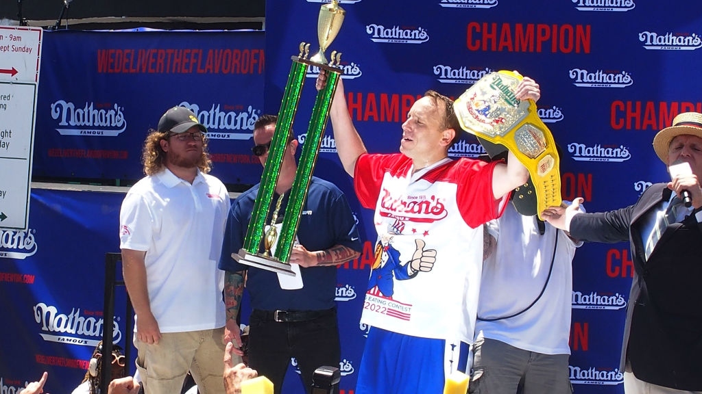 3 Winning Weenie Wagers For 2025 Nathan's Hot Dog Eating Contest