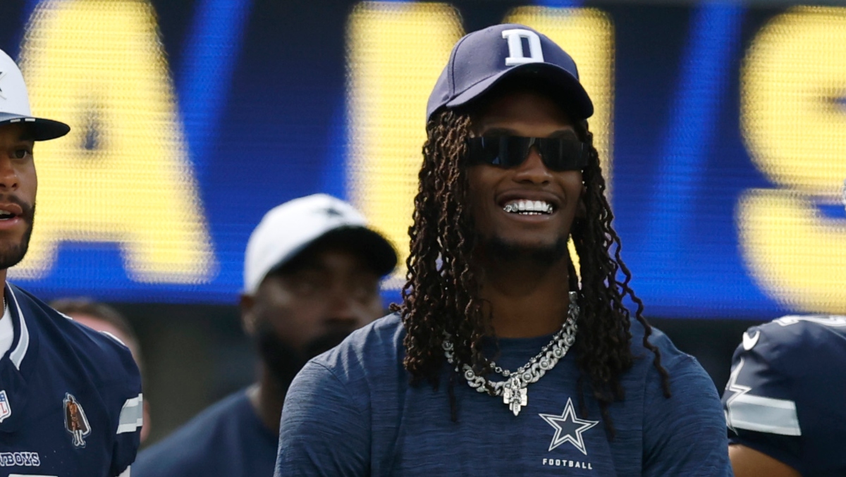 Cowboys WR CeeDee Lamb Got Truck-Sticked By An Official And Got A Penalty Without Being In The Game