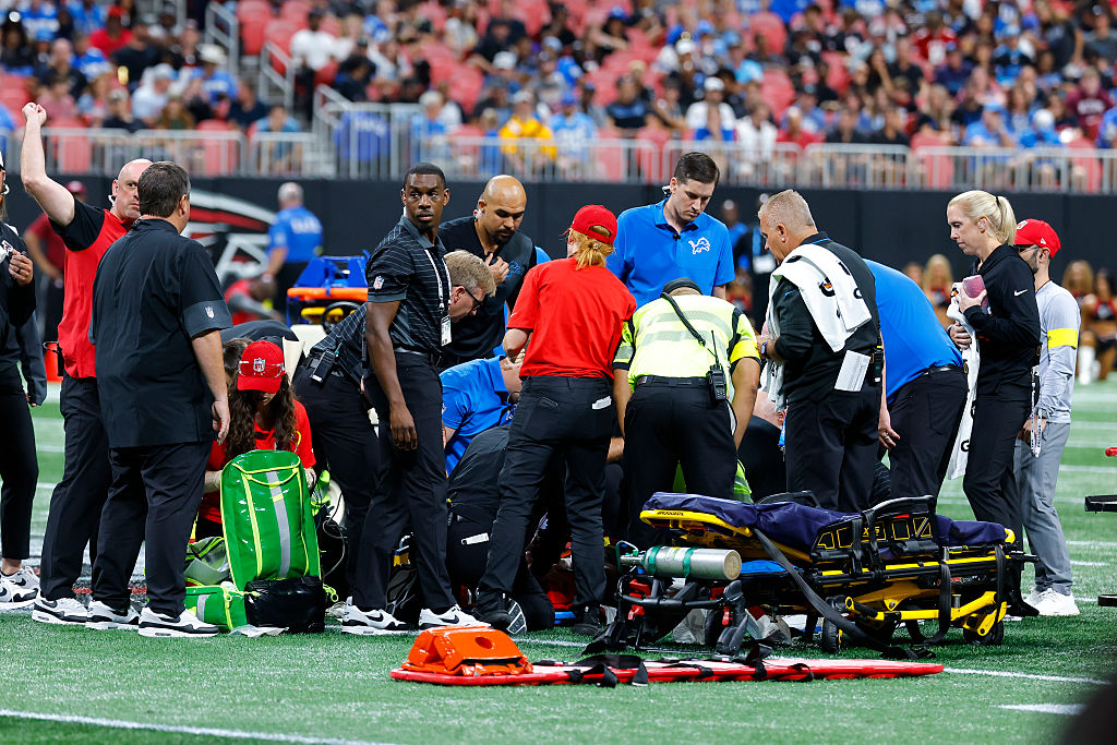 Lions-Falcons End Preseason Game In Prayer Circle After Terrifying Injury To Detroit CB Morice Norris