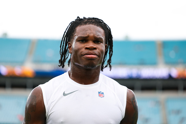 Jags Rookie Travis Hunter, Two-Way Phenom, Has New Role as Dad